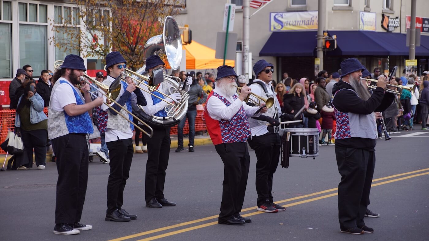 Brass Horns Parade